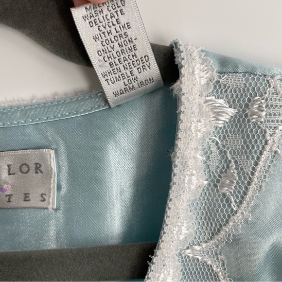 Erika Taylor Satin Look Cotton Lined 3/4 Sleeve Button Up Embroidered Nightgown - Picture 5 of 13